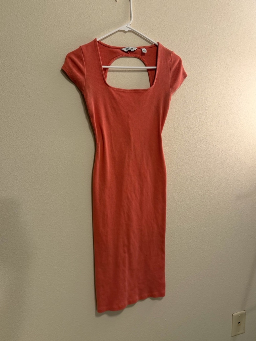 Nine West Coral Scoop Neck Midi Dress